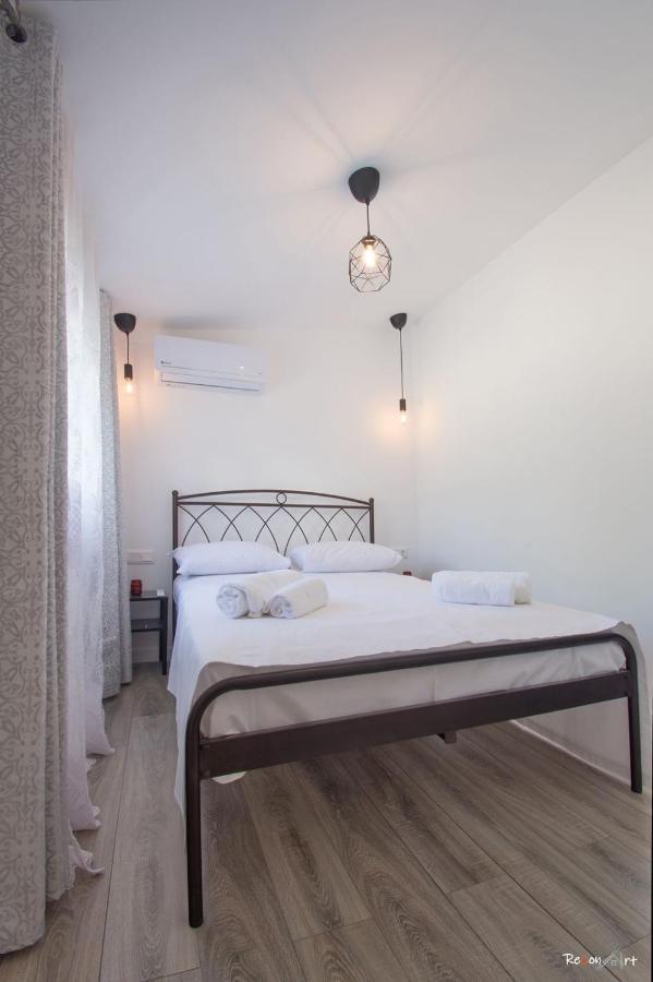 Oresti'S Villa Near Airport & Beach Artemida  Exterior foto